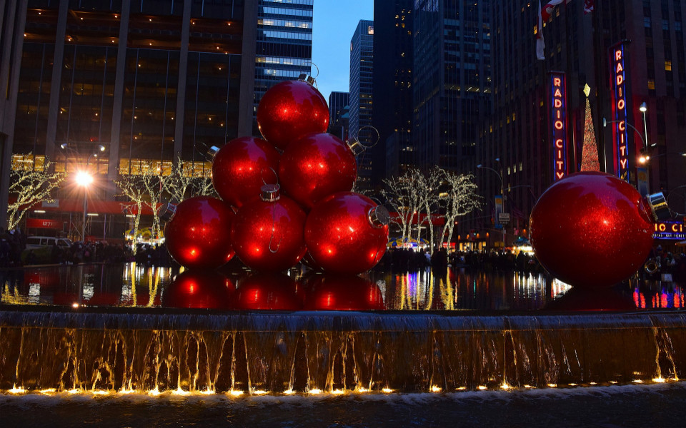 Große Christbaumkugeln