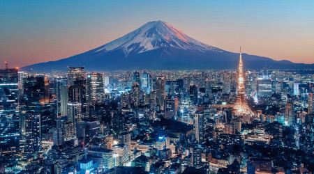 Skyline-von-Tokio-bei-Nacht